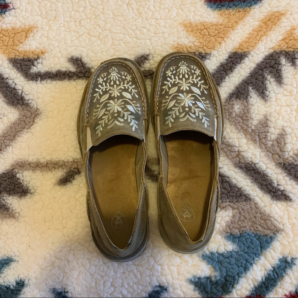 Ariat Shoes